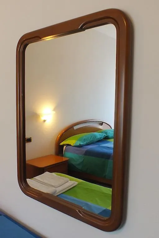 Acero Rosso Apartment Bellagio 0*,